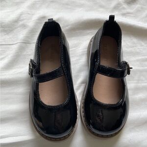 Old navy dress shoes